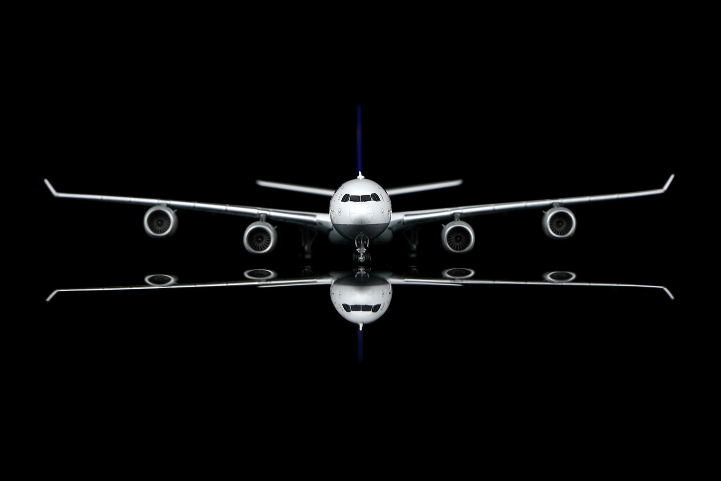 Lufthansa A340-600 Reg. D-AIHZ Standard Version image 4