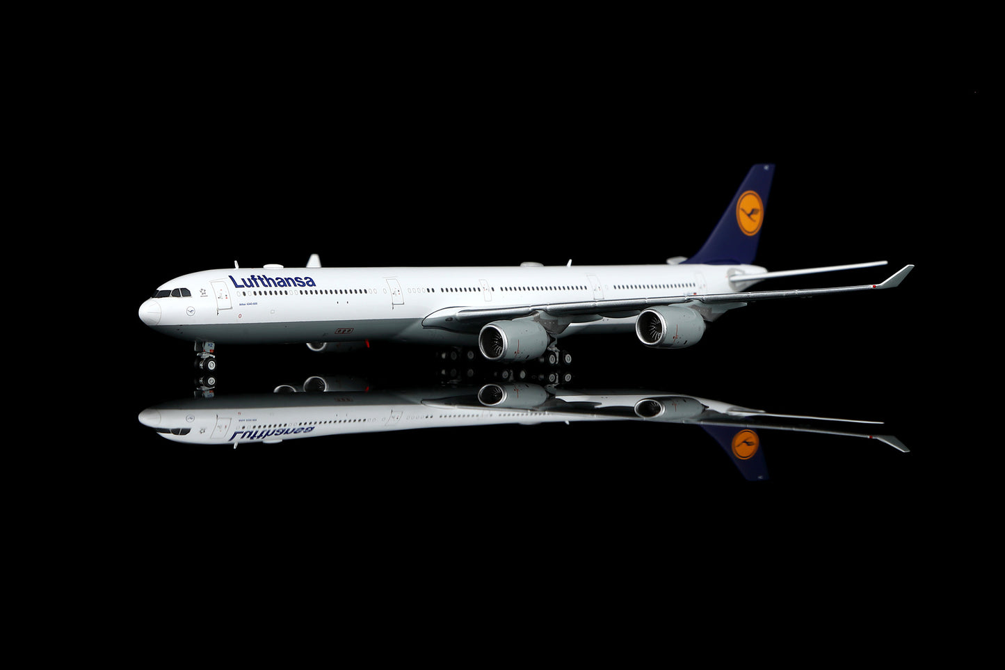 Lufthansa A340-600 Reg. D-AIHZ Standard Version image 5