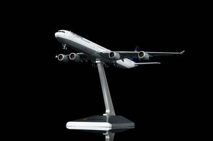 Lufthansa A340-600 Reg. D-AIHZ Flap-down image 13