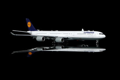 Lufthansa A340-600 Reg. D-AIHZ Flap-down image 18