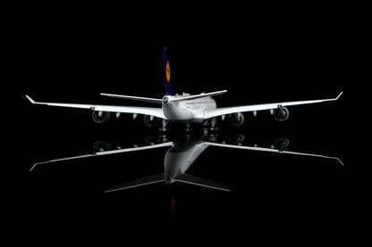 Lufthansa A340-600 Reg. D-AIHZ Flap-down image 20