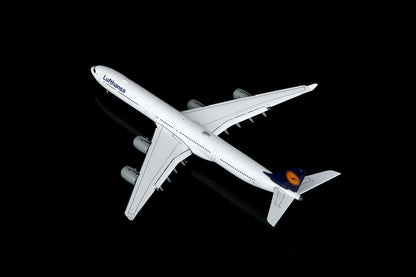 Lufthansa A340-600 Reg. D-AIHZ Flap-down image 21