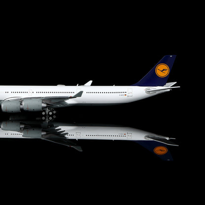 Lufthansa A340-600 Reg. D-AIHZ Flap-down image 4
