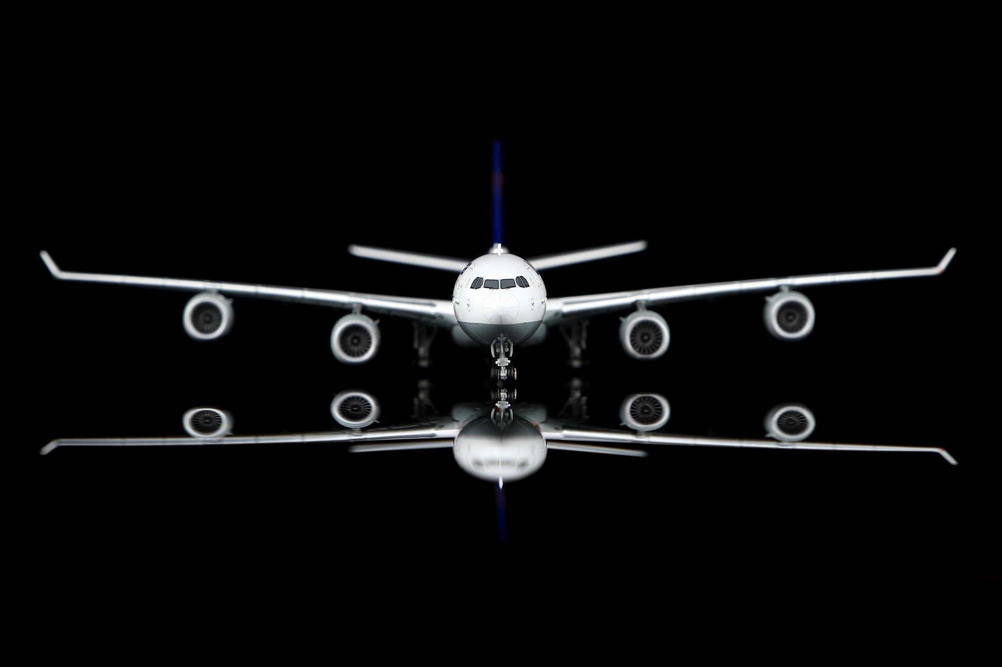 Lufthansa A340-600 Reg. D-AIHZ Bayern Munich Livery Standard Version image 11