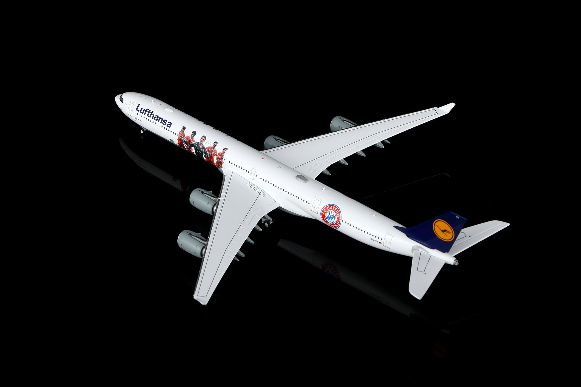 Lufthansa A340-600 Reg. D-AIHZ Bayern Munich Livery Standard Version image 5