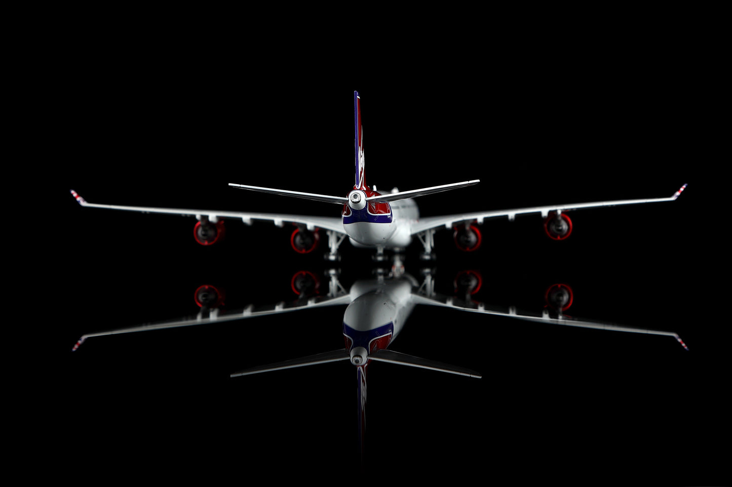 Virgin Atlantic A340-600 Reg. G-VSHY Standard Version image 6