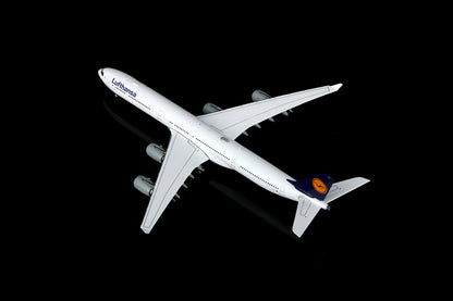 Lufthansa A340-600 Reg. D-AIHX Standard Version image 10