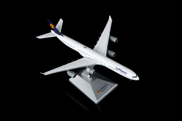 Lufthansa A340-600 Reg. D-AIHX Standard Version image 2