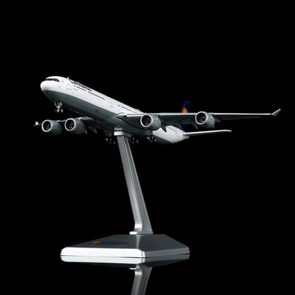 Lufthansa A340-600 Reg. D-AIHX Flap-down COVER