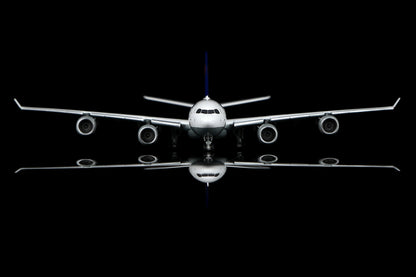 Lufthansa A340-600 Reg. D-AIHX Flap-down image 19