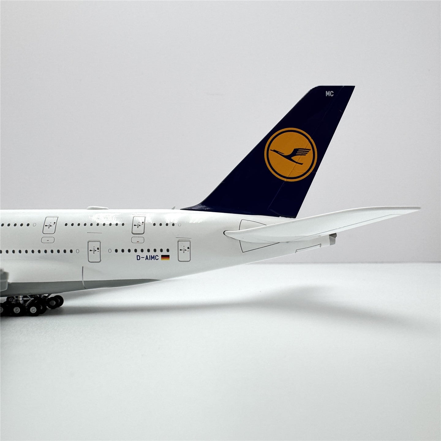 Lufthansa A380 Retro Livery Reg. D-AIMC image 8