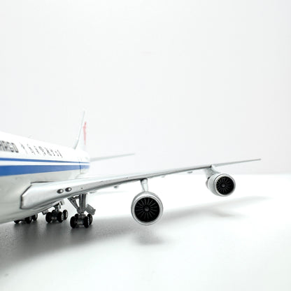 Air China Boeing 747-200F Reg. B-2462 image 15
