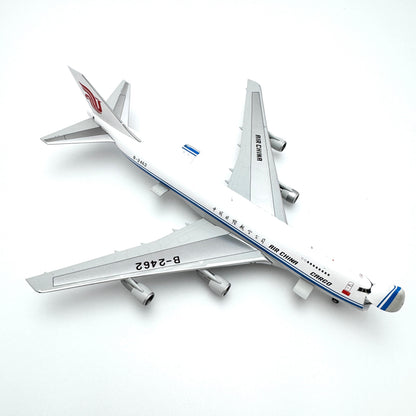 Air China Boeing 747-200F Reg. B-2462 image 4