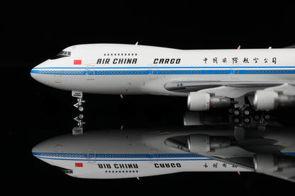 Air China Boeing 747-200 Reg. B-2450 image 3