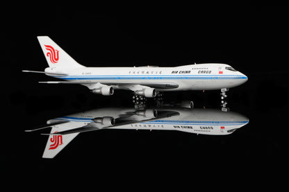 Air China Boeing 747-200 Reg. B-2450 image 6