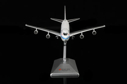 Air China Boeing 747-200 Reg. B-2450 image 8