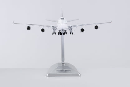 Lufthansa Boeing 747-400 D-ABVY Standard Version image 7