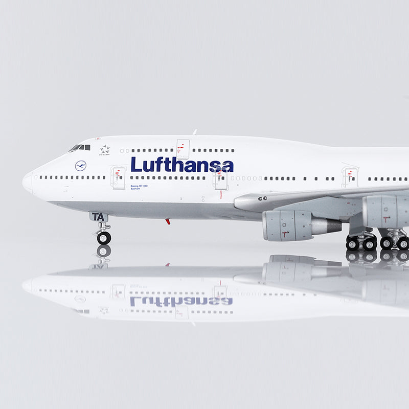 Lufthansa Boeing 747-400 Reg. D-ABTA image 1