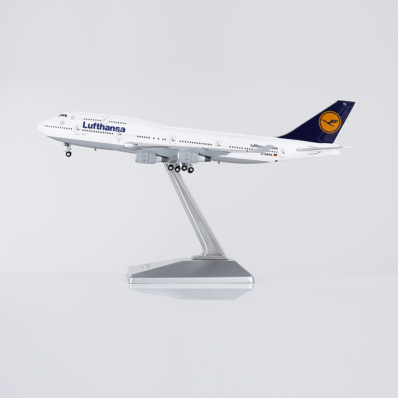 Lufthansa Boeing 747-400 Reg. D-ABTA image 6