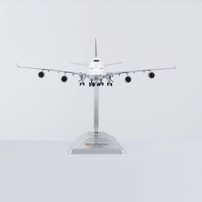 Lufthansa Boeing 747-400 Reg. D-ABTA image 7
