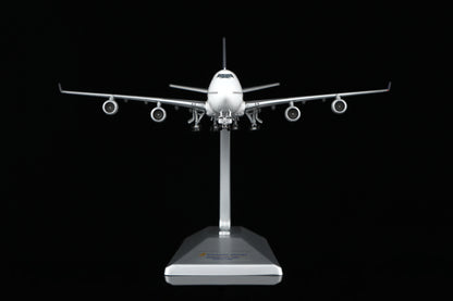 Singapore Boeing 747-400 Reg. 9V-SMU Standard Version image 11