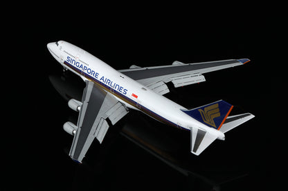 Singapore Boeing 747-400 Reg. 9V-SMU Flap-down image 2