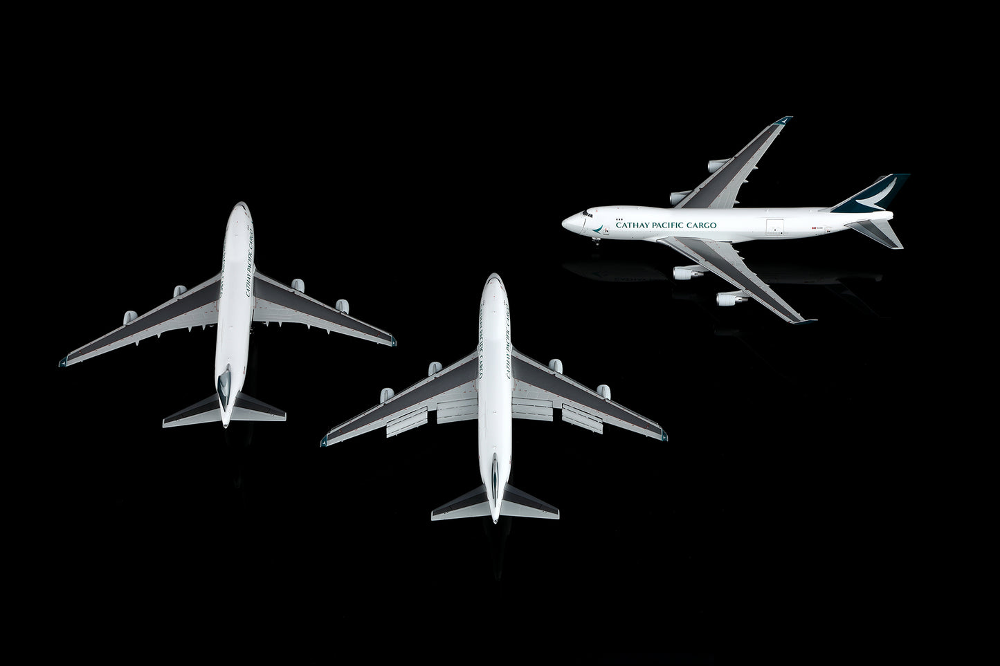 Cathay Pacific Boeing 747-400F Reg. B-LIA Standard Version image 10
