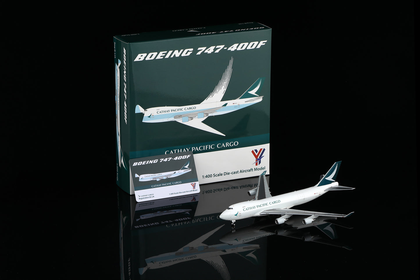 Cathay Pacific Boeing 747-400F Reg. B-LIA Standard Version image 11