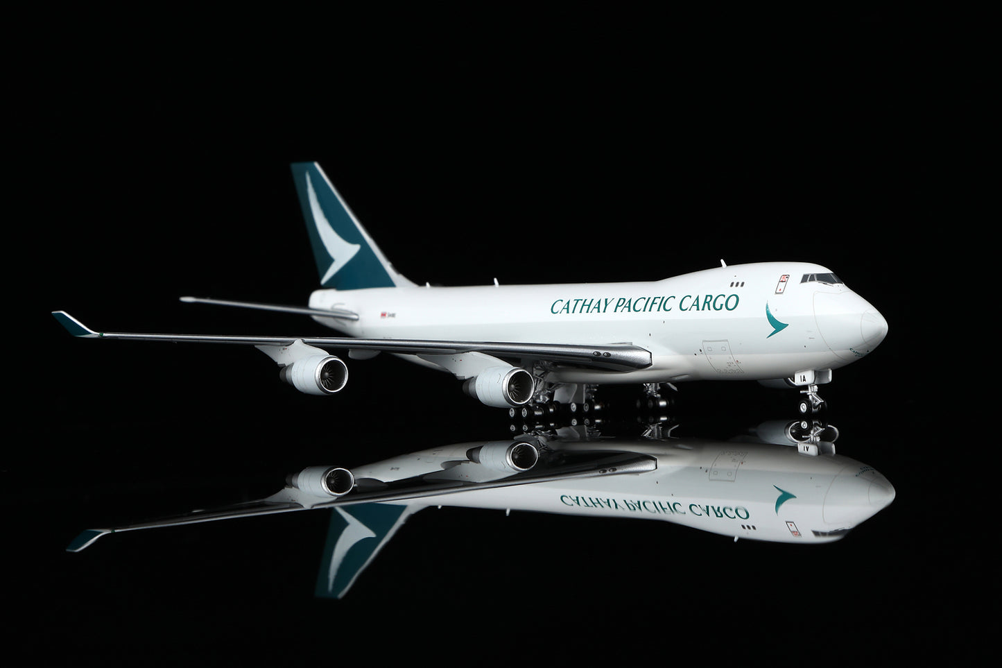 Cathay Pacific Boeing 747-400F Reg. B-LIA Standard Version image 5