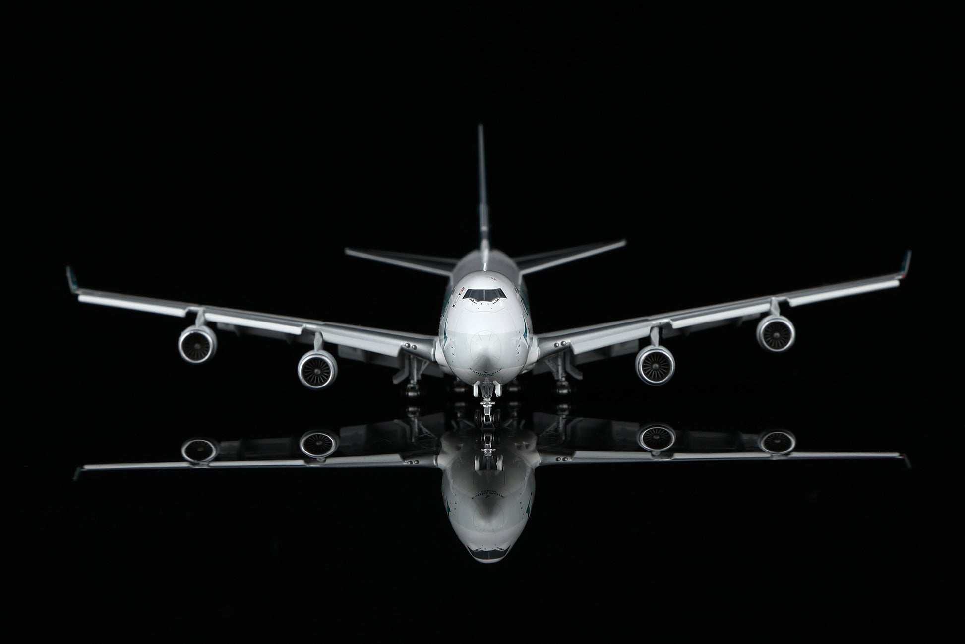 Cathay Pacific Boeing 747-400F Reg. B-LIA Flap-down COVER