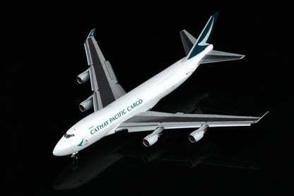 Cathay Pacific Boeing 747-400F Reg. B-LIA Flap-down image 3