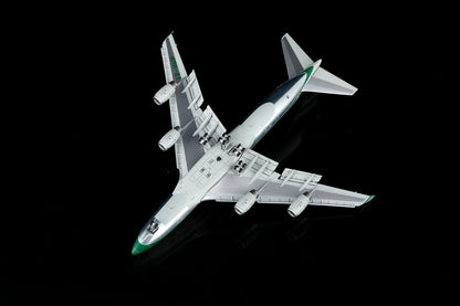 Cathay Pacific B747-400F VR-HUH Flap-down image 21