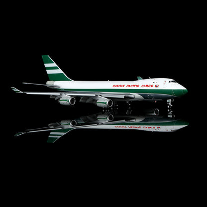 Cathay Pacific B747-400F VR-HUH Flap-down image 4