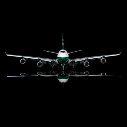 Cathay Pacific B747-400F VR-HUH Flap-down image 5