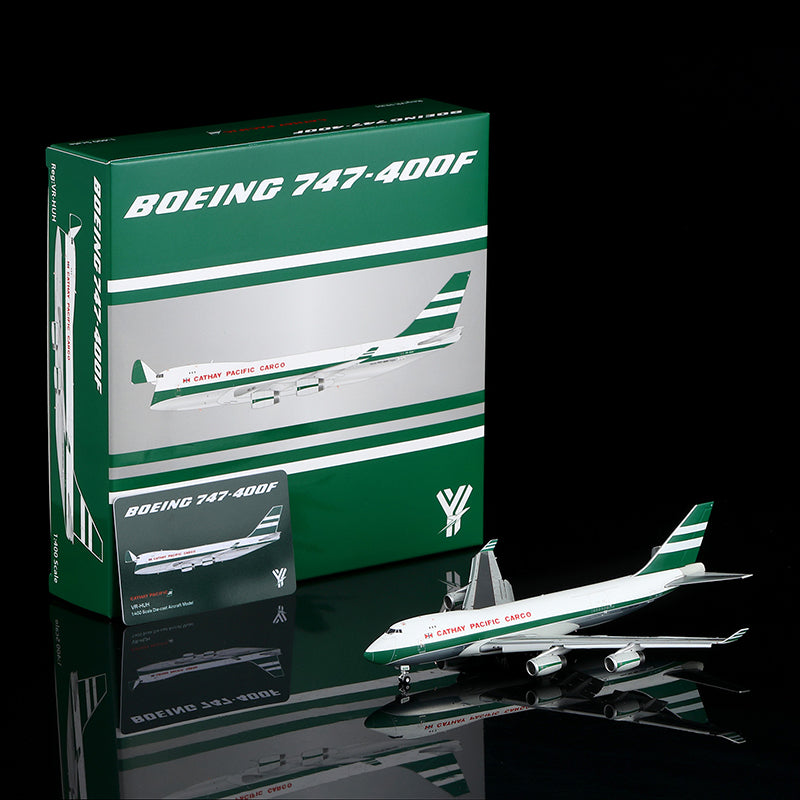 Cathay Pacific B747-400F VR-HUH Flap-down image 6