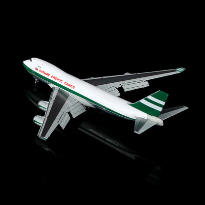 Cathay Pacific B747-400F VR-HUH Flap-down image 8