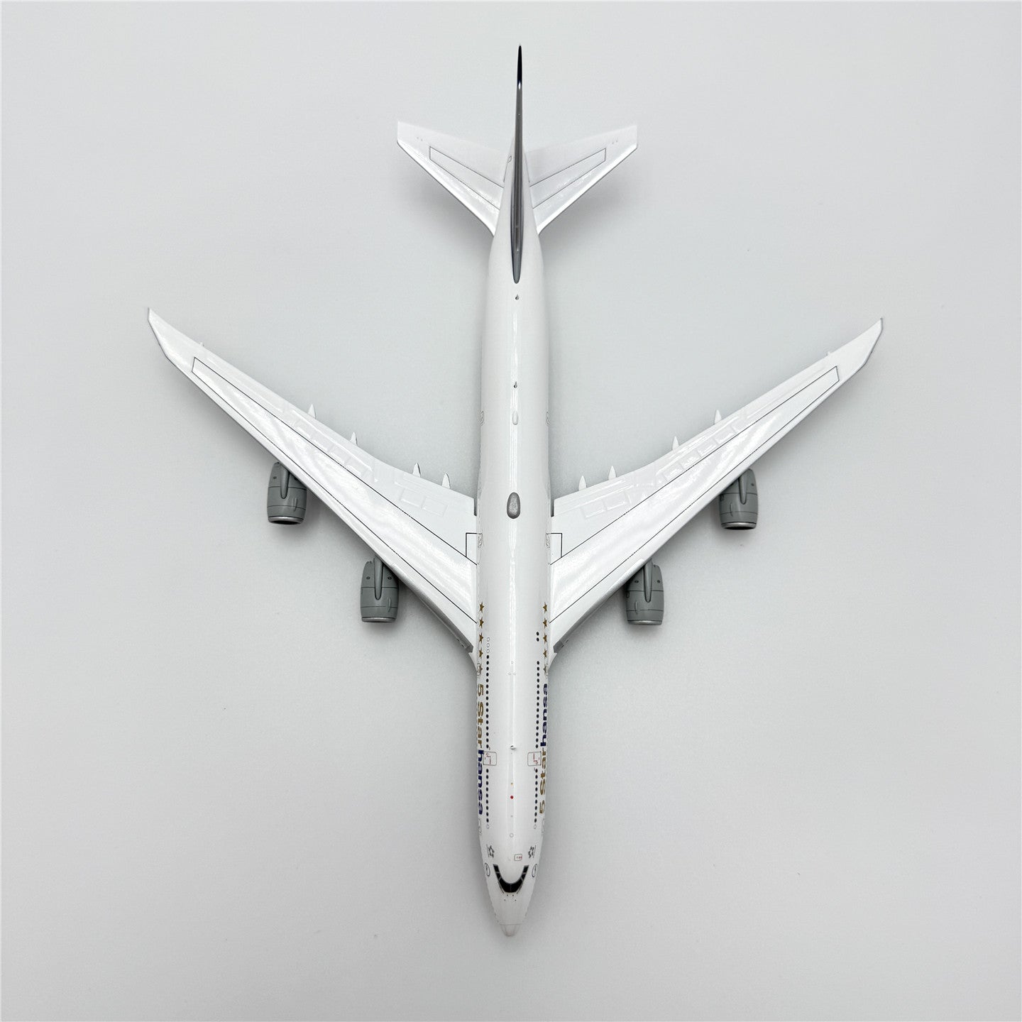 Lufthansa Boeing 747-8 "5 Starhansa" Livery Reg. D-ABYM image 1