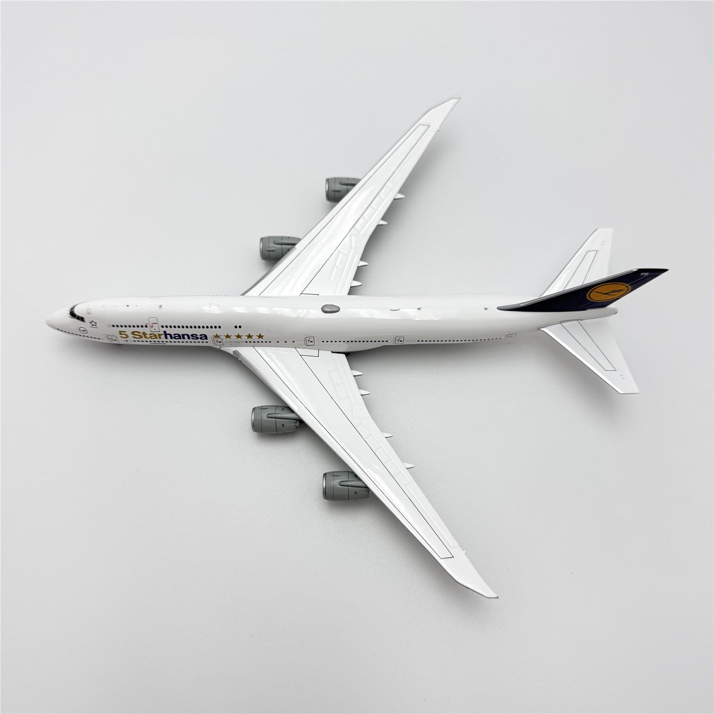 Lufthansa Boeing 747-8 "5 Starhansa" Livery Reg. D-ABYM image 5