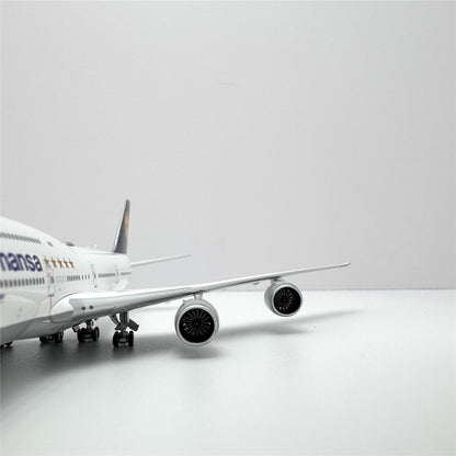 Lufthansa Boeing 747-8 "5 Starhansa" Livery Reg. D-ABYM image 8