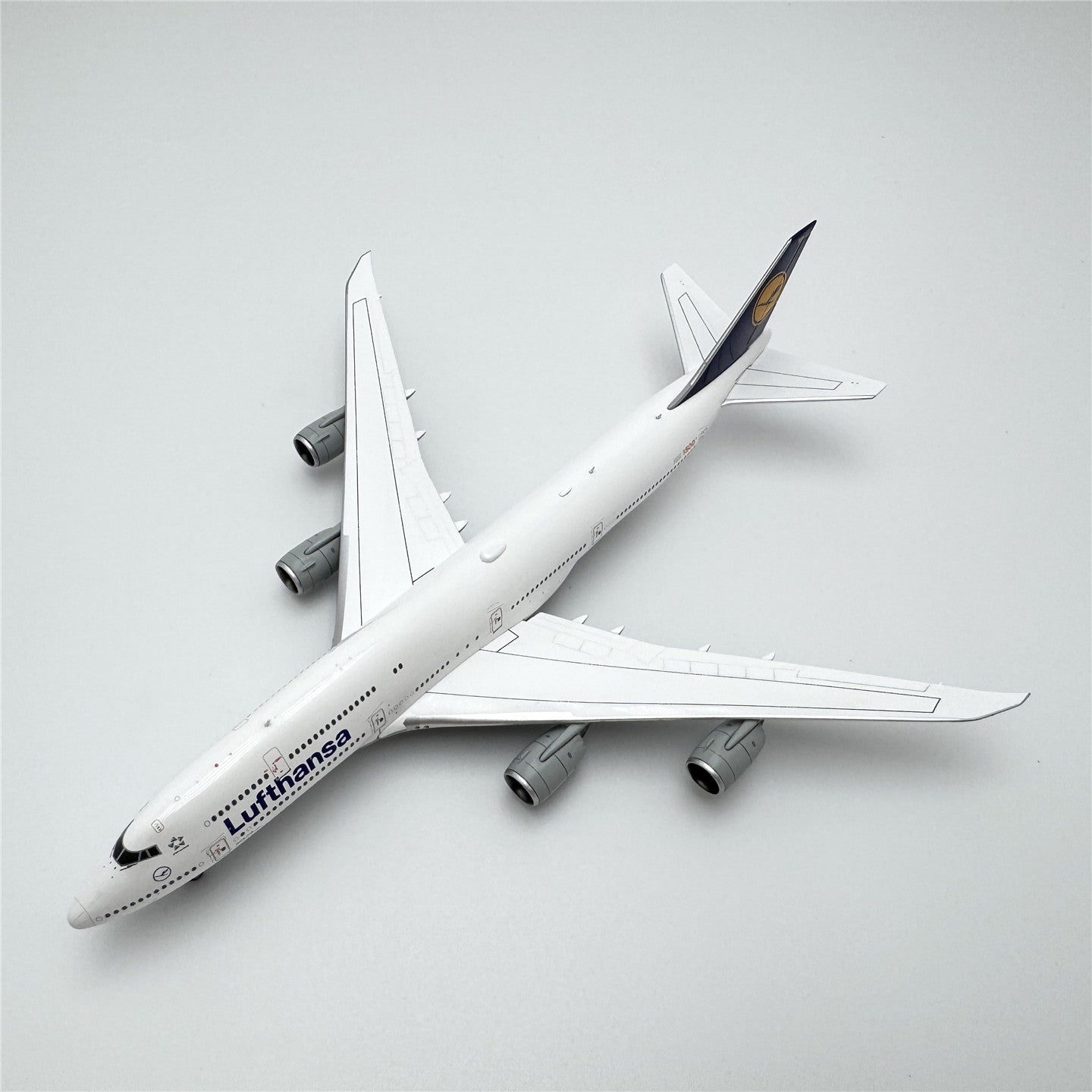 Lufthansa Boeing 747-8 Reg. D-ABYP image 4