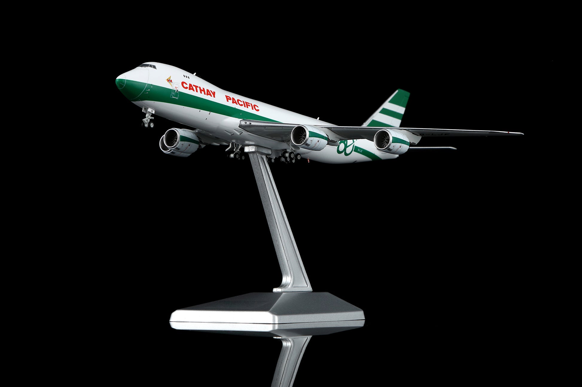 Cathay Pacific B747-8F B-LJE " 80th Anniversary Retro " Standard Version image 2