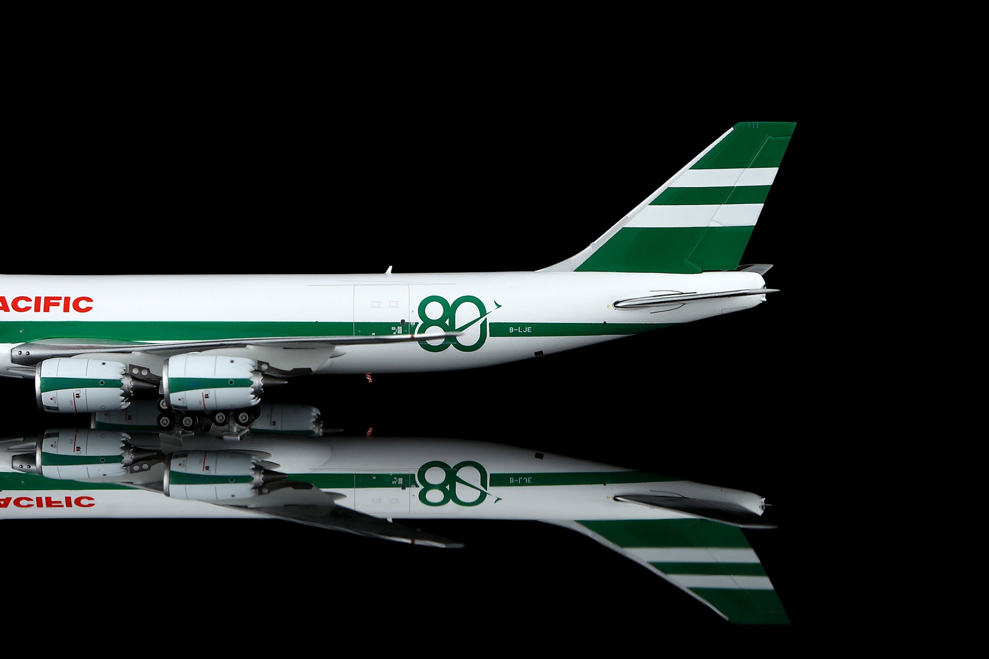 Cathay Pacific B747-8F B-LJE " 80th Anniversary Retro " Standard Version image 5