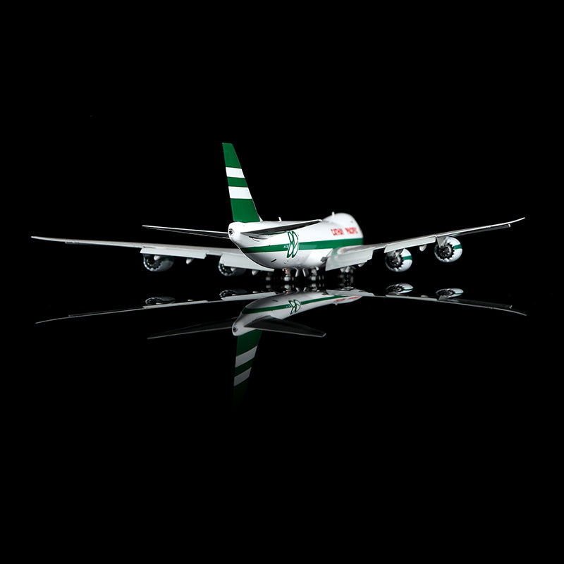 Cathay Pacific B747-8F B-LJE " 80th Anniversary Retro " Flap-down image 10