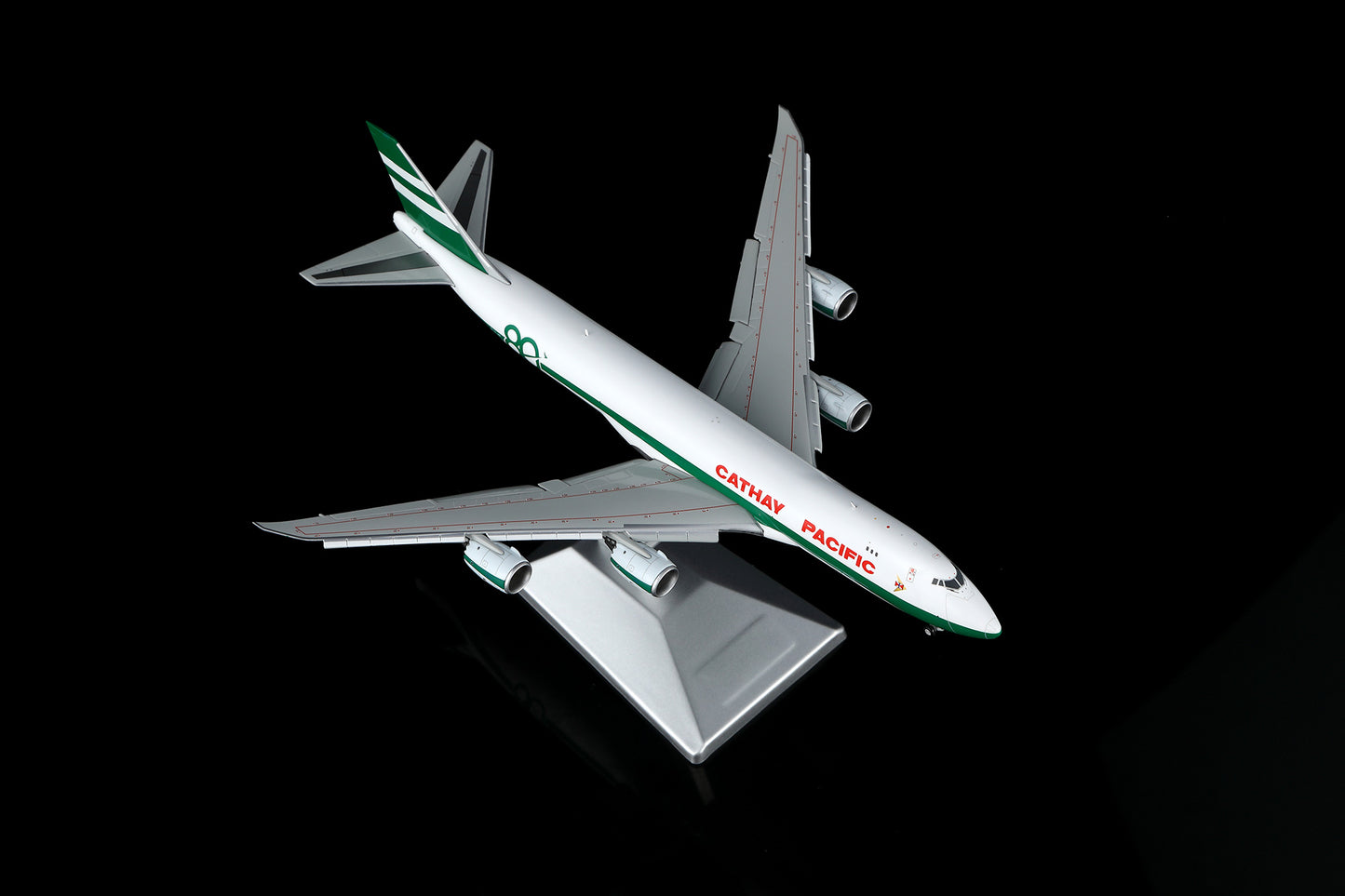 Cathay Pacific B747-8F B-LJE " 80th Anniversary Retro " Flap-down image 13