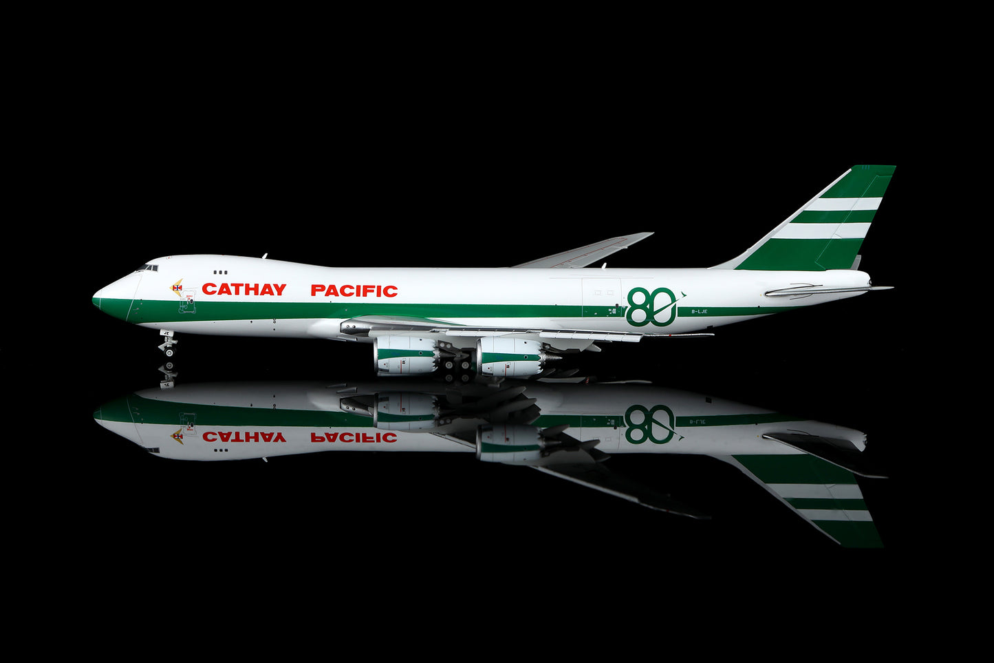 Cathay Pacific B747-8F B-LJE " 80th Anniversary Retro " Flap-down image 24