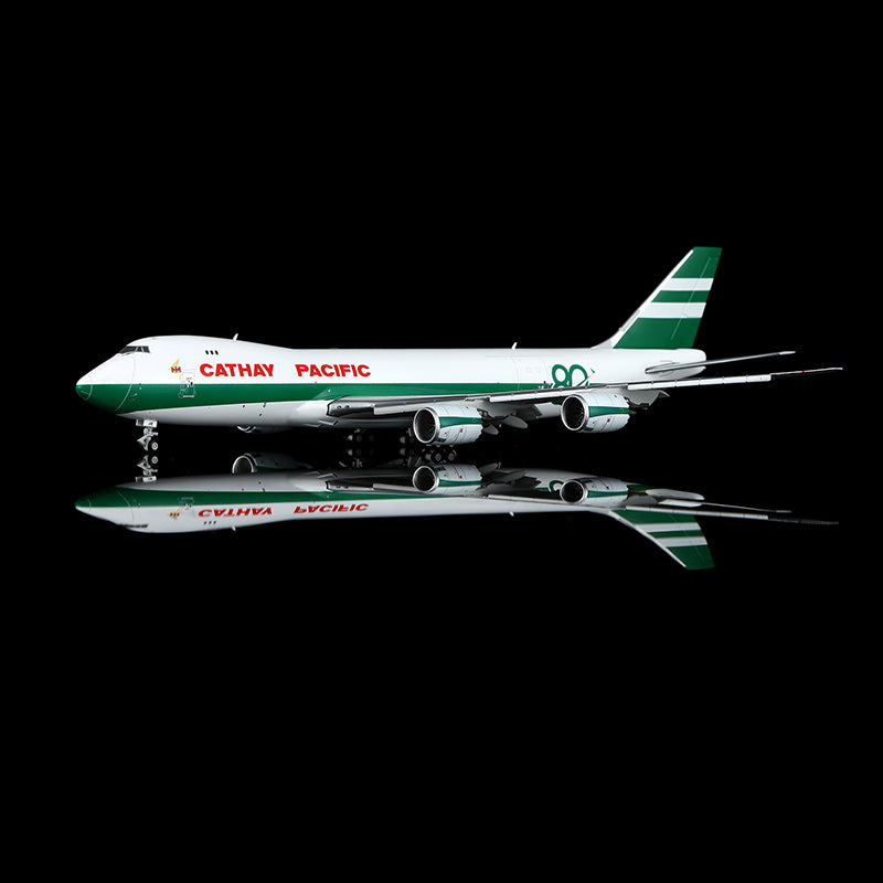 Cathay Pacific B747-8F B-LJE " 80th Anniversary Retro " Flap-down image 4