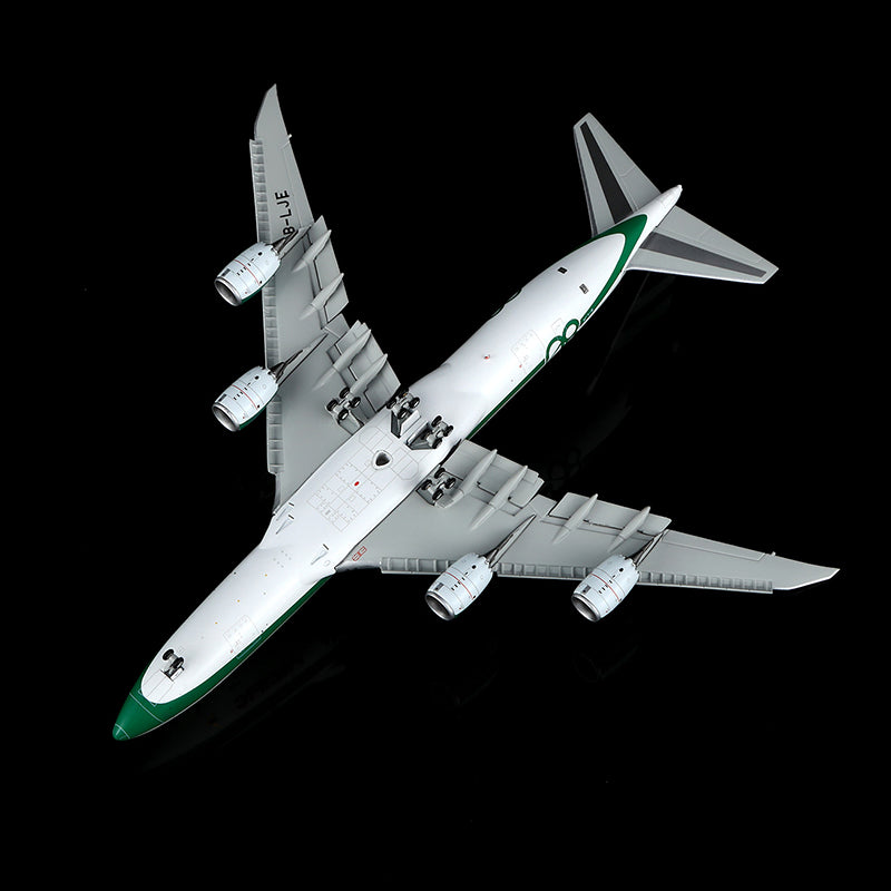 Cathay Pacific B747-8F B-LJE " 80th Anniversary Retro " Flap-down image 8